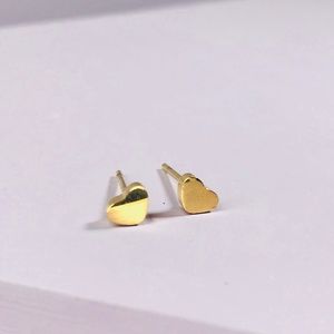 CLOSET REHAB Jewelry - 🆑 Gold Heart Studs CLOSET REHAB Jewelry - 🆑 Gold Heart Studs